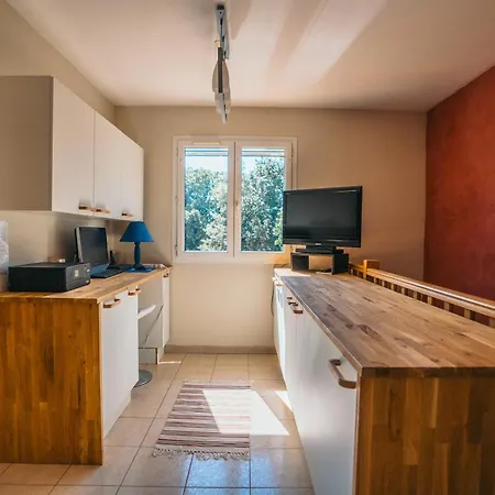 Les Baragnasses Villa *